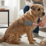 pannenlikker_van_ikea_voor_hondenharen